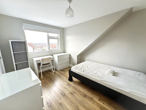 Photo 10- click for photo gallery